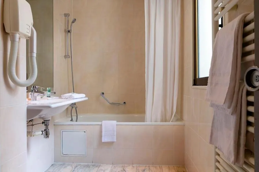 Hotel Touraine Opera 4*